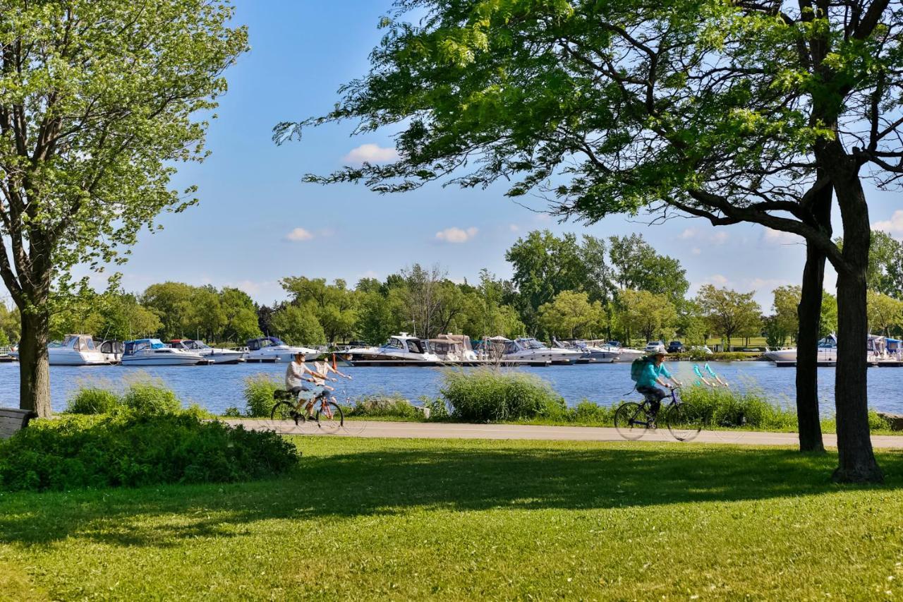 Free Parking In Beautiful Lachine Montréal Exterior foto